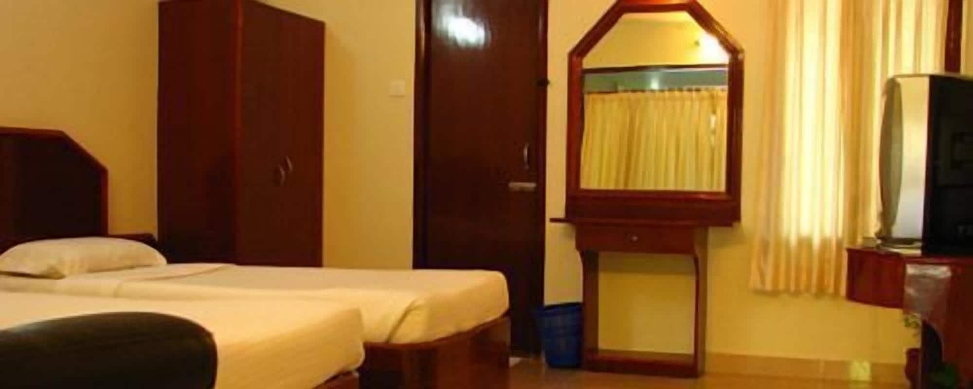 Mamalla Beach Resort Mahabalipuram Exteriör bild